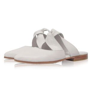 Balielf Taj Mahal white pointy toe mules size 7
